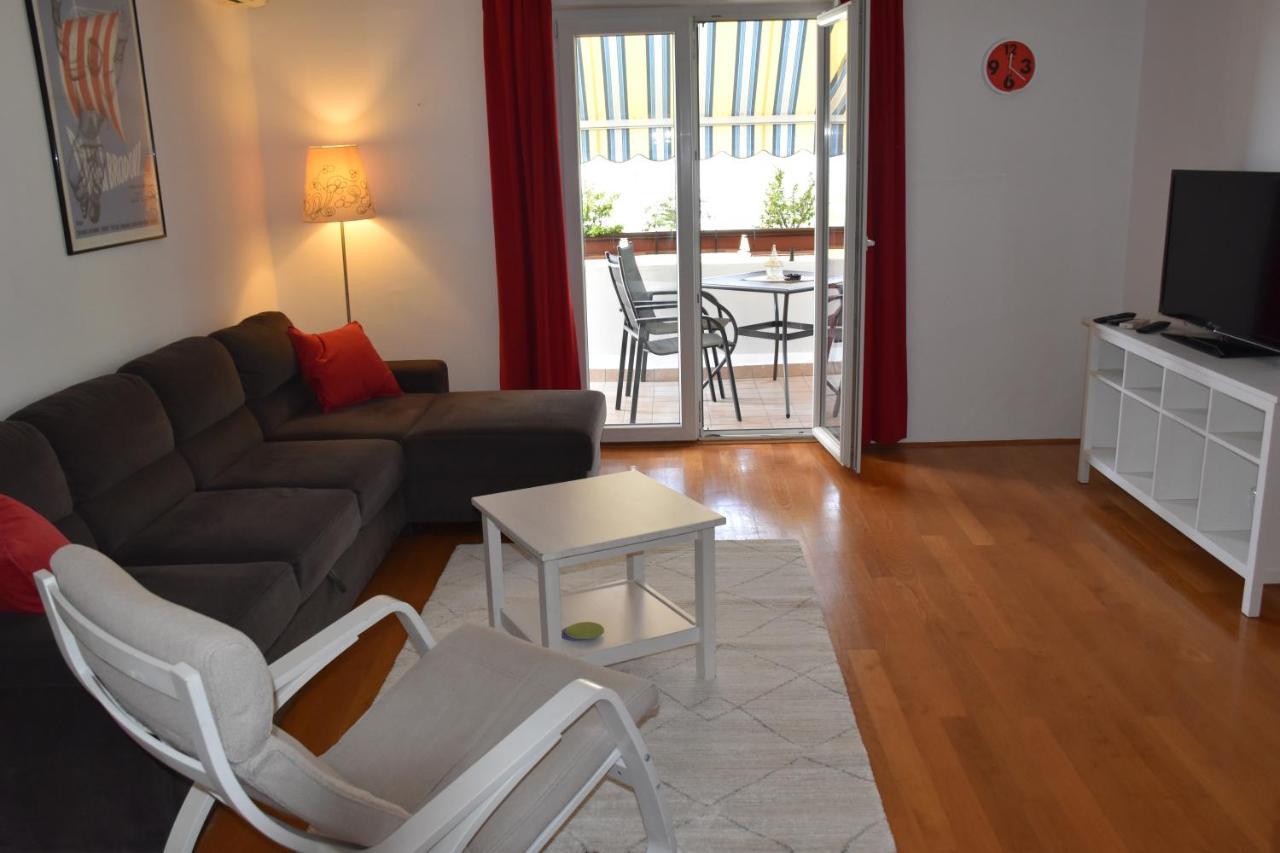 Apartman Tina Lägenhet Poreč Exteriör bild