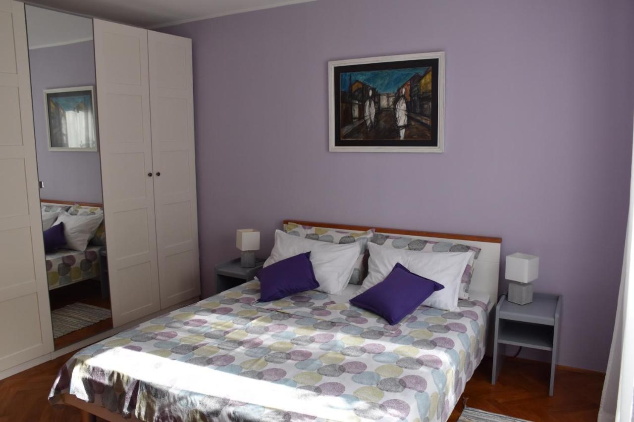 Apartman Tina Lägenhet Poreč Exteriör bild